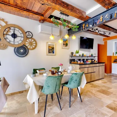 La Demeure Du Choeur - Chambre Romantique Rouffignac Saint-Cernin