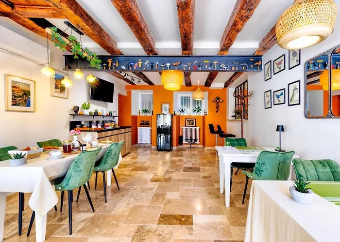 La Demeure Du Choeur - Romantique 住宿加早餐酒店 胡菲涅克